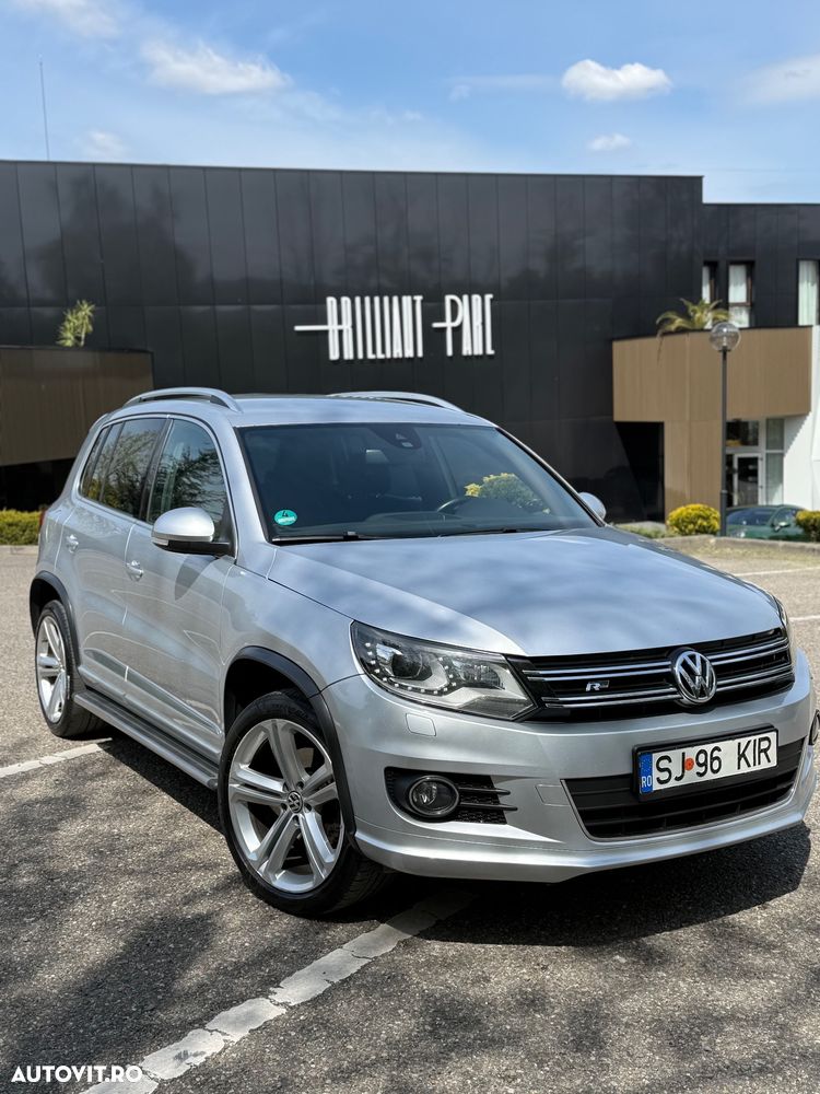 Volkswagen Tiguan - 1