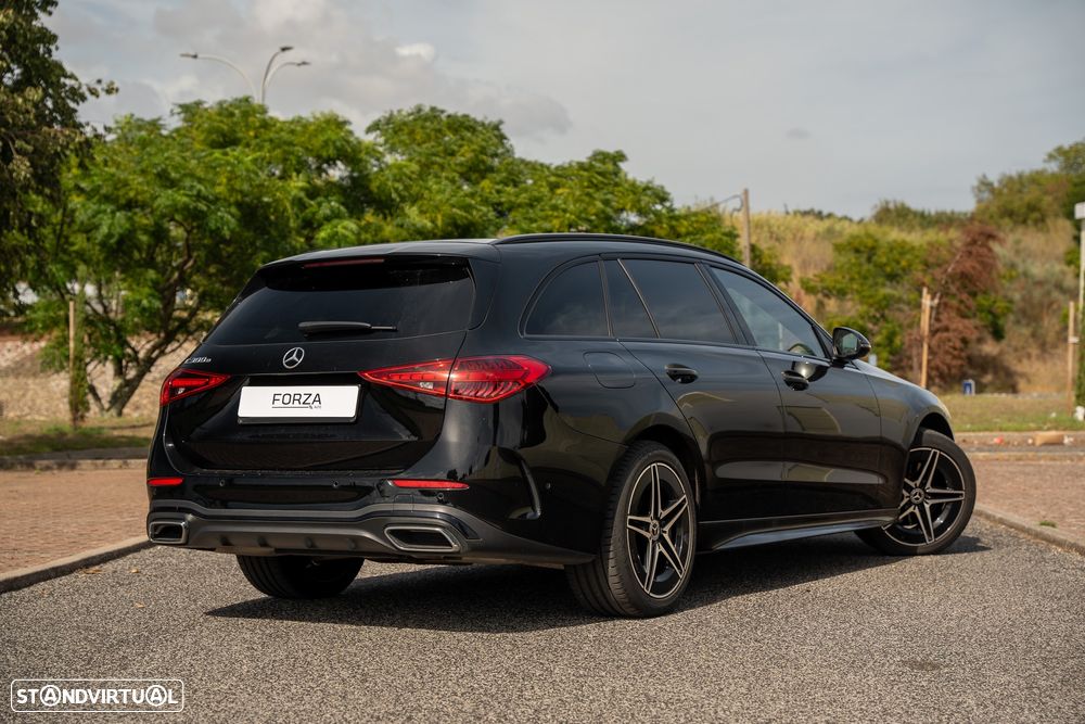 Mercedes-Benz C 300 e T 9G-TRONIC AMG Line - 2