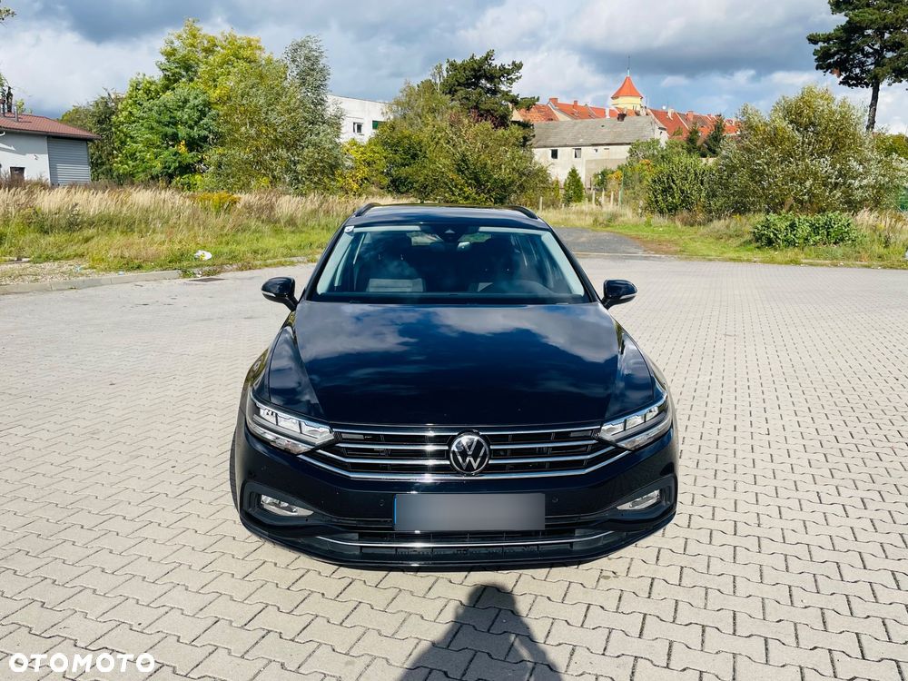 Volkswagen Passat Variant 2.0 TDI SCR DSG Elegance - 38