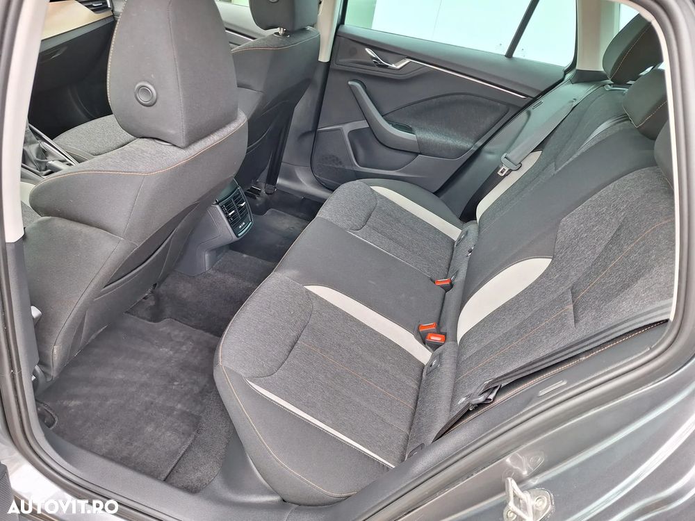 Skoda Kamiq 1.5 TSI DSG Style - 8
