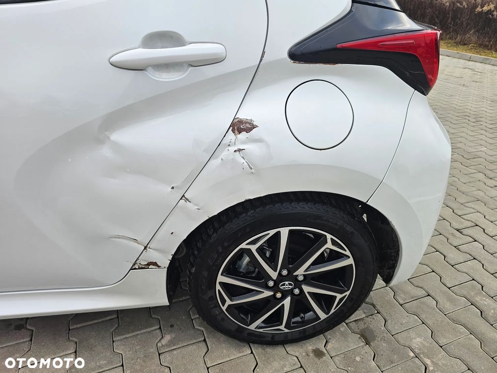 Toyota Yaris Hybrid 1.5 Style - 9