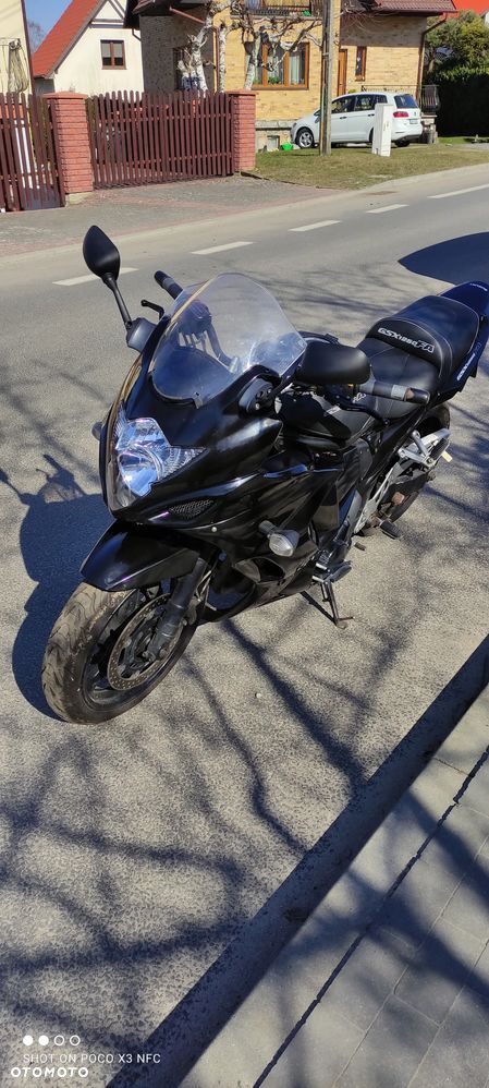 Suzuki GSX - 9