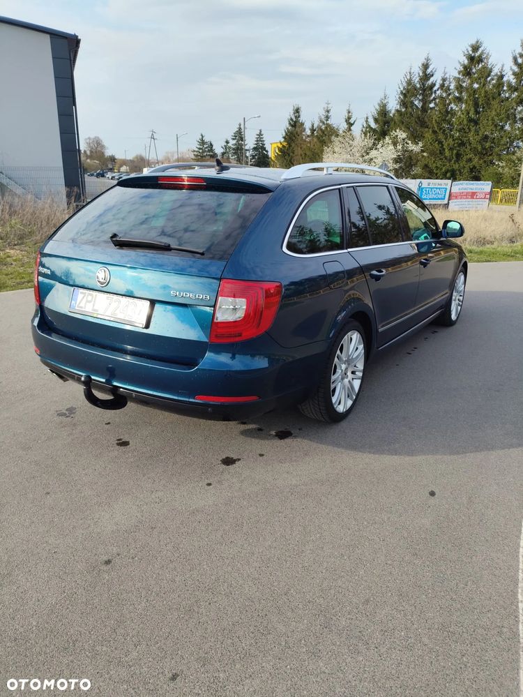 Skoda Superb 2.0 TDI Elegance - 19