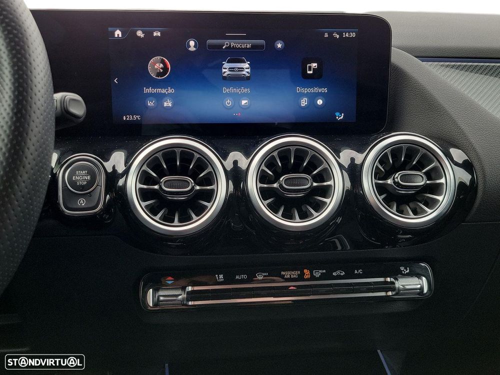 Mercedes-Benz GLA 180 d AMG Line - 10