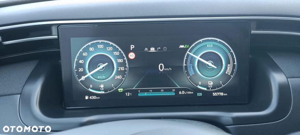 Hyundai Tucson 1.6 T-GDi HEV Executive 4WD - 10