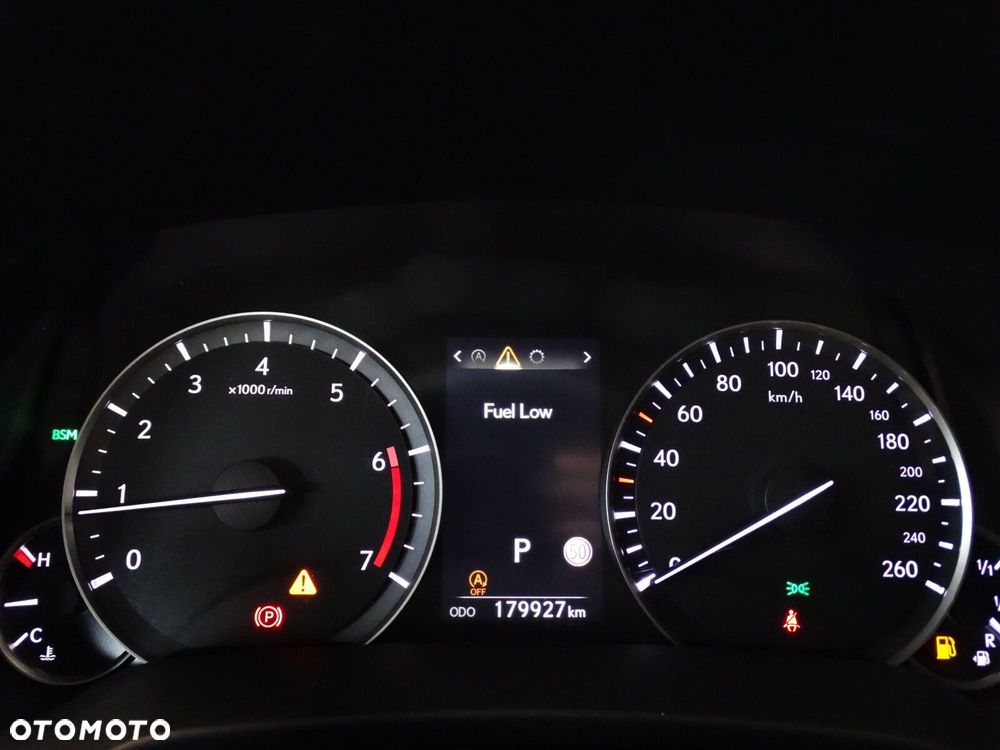 Lexus RX - 15