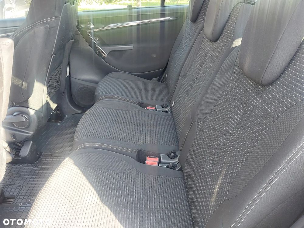 Citroën C4 Picasso 1.6 e-HDi FAP EGS6 Exclusive - 14