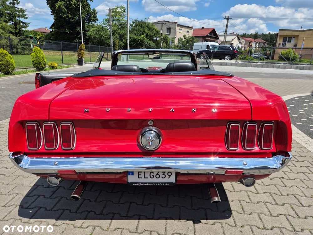 Ford Mustang - 2