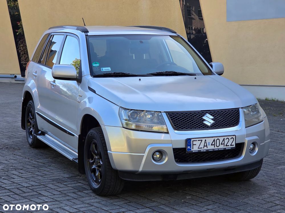 Suzuki Grand Vitara 1.9 DDiS Comfort DPF Family - 15