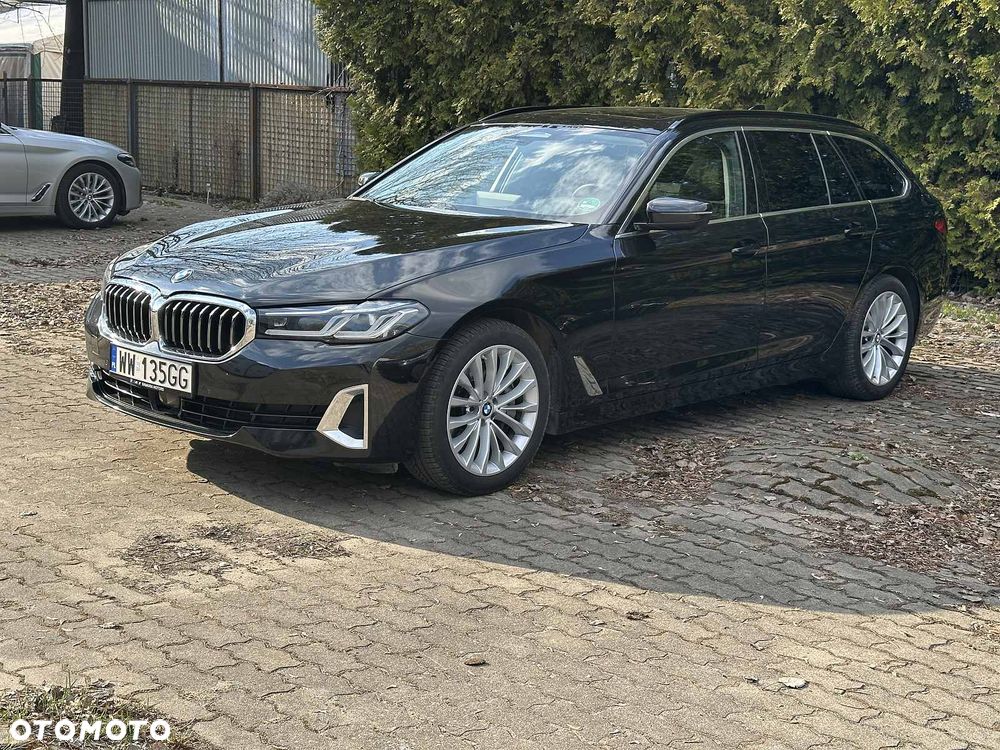 BMW Seria 5 540d xDrive Luxury Line