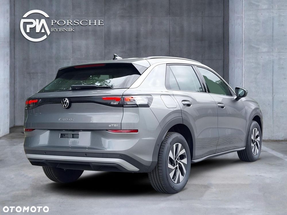 Volkswagen T-Roc - 6