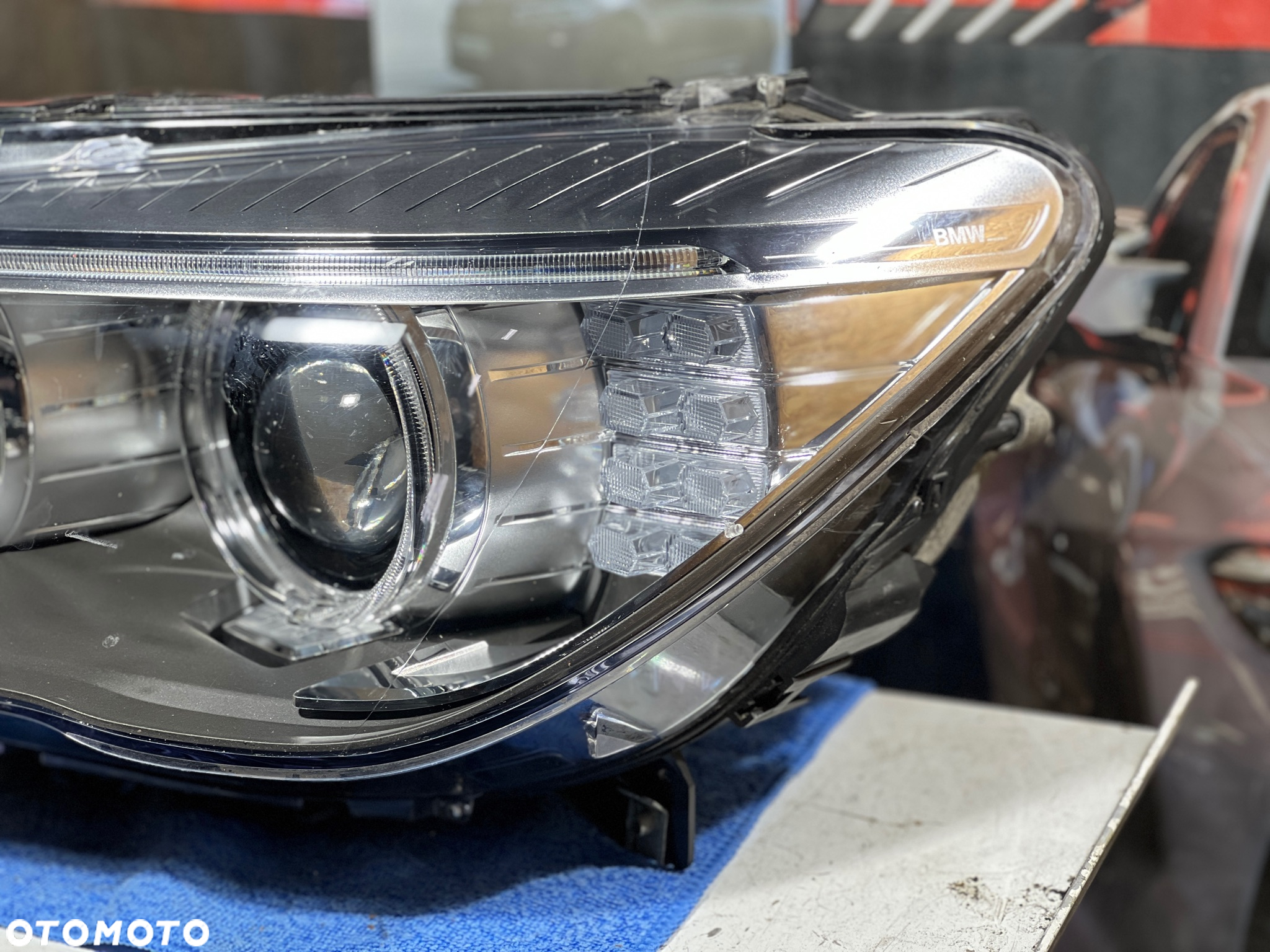 BMW 7 F01 F02  LIFT  REFLEKTOR LEWY LAMPA PRZEDNIA LEWA BI-XENON SKRĘTNA - 3
