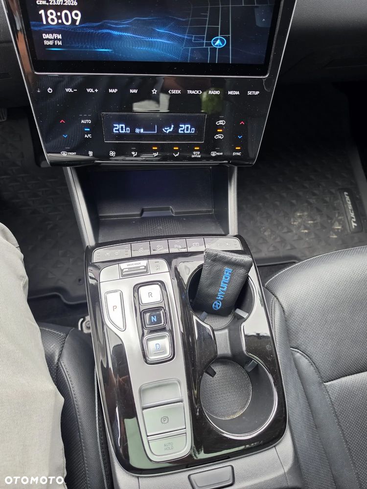 Hyundai Tucson 1.6 T-GDi 48V Platinum 2WD DCT - 26