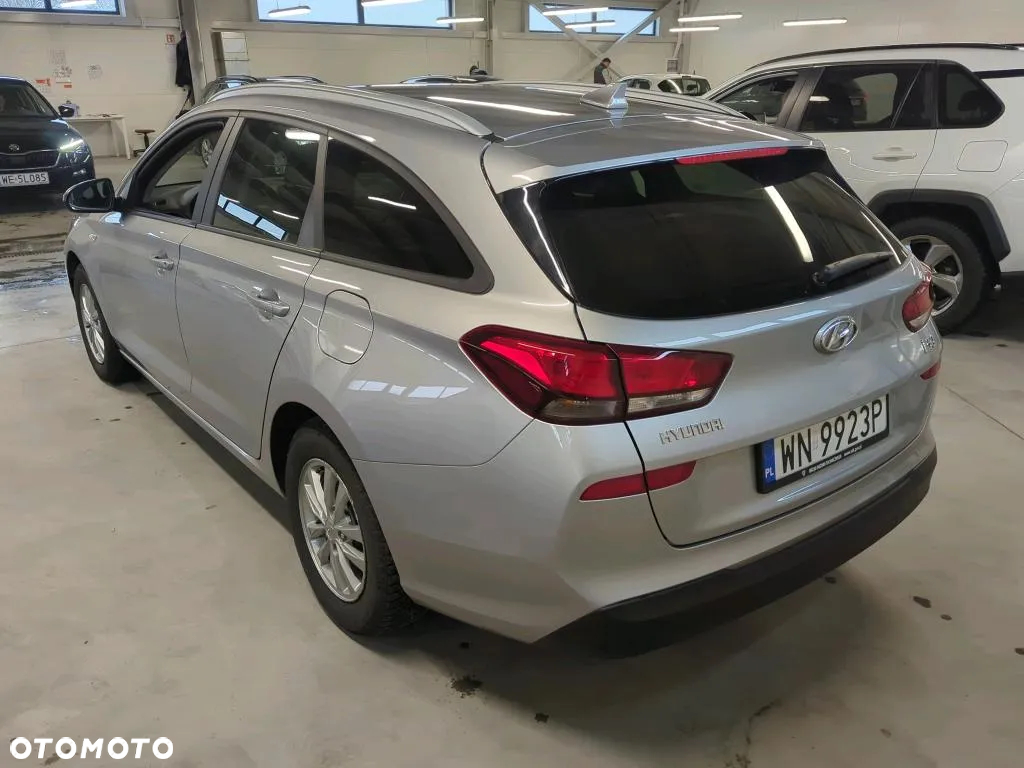 Hyundai i30 1.5 DPI Classic + - 3