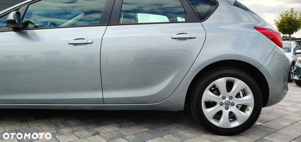 Opel Astra 1.6 ENERGY - 11