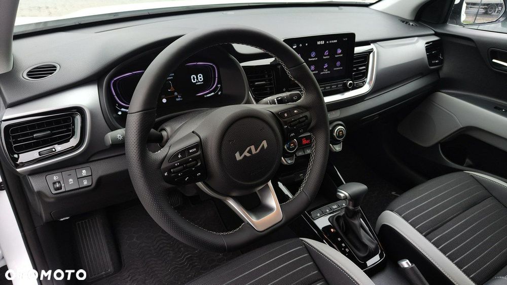 Kia Stonic - 11