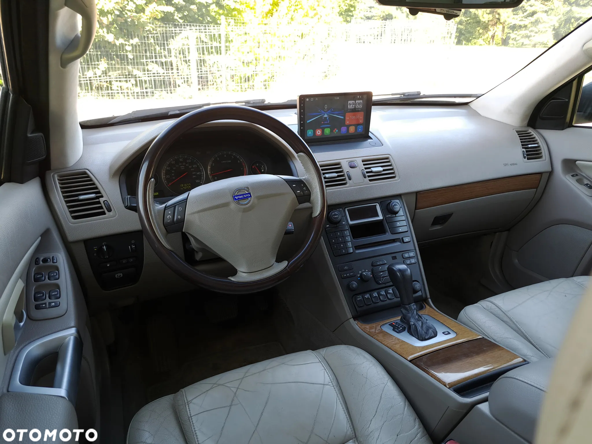 Volvo XC 90 4.4 V8 AWD Executive - 24