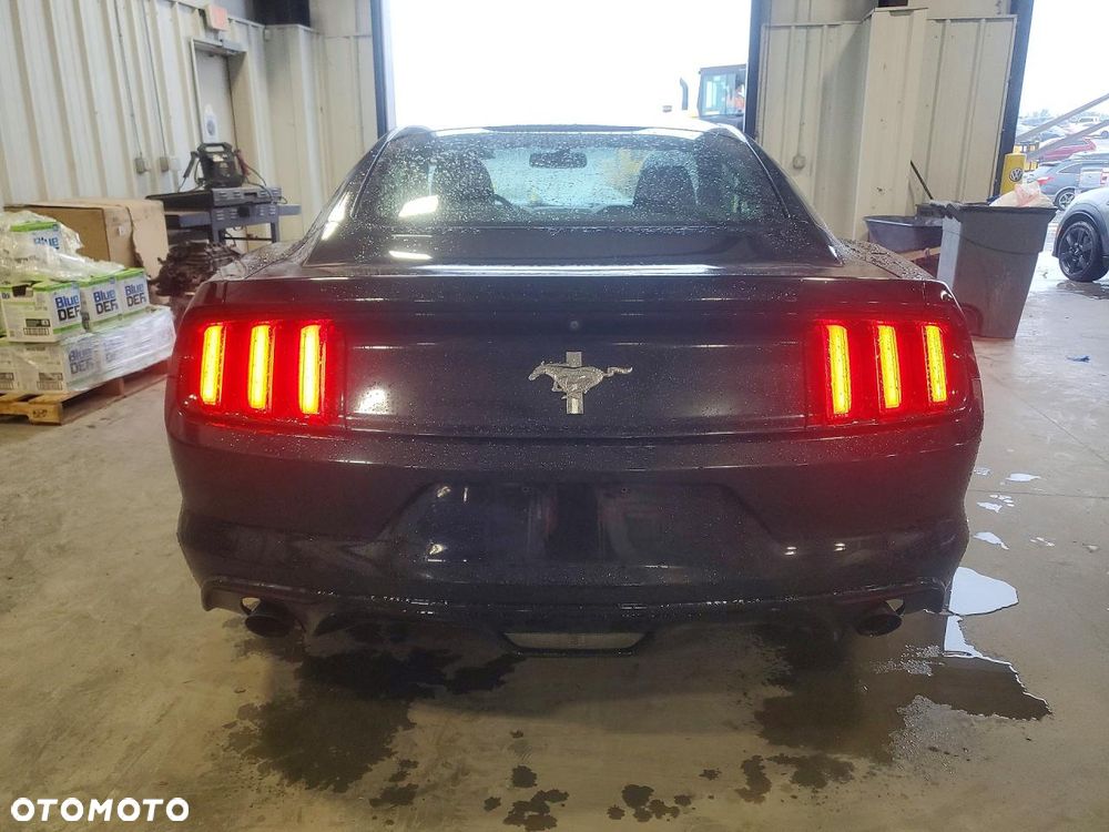 Ford Mustang 3.7 V6 - 7