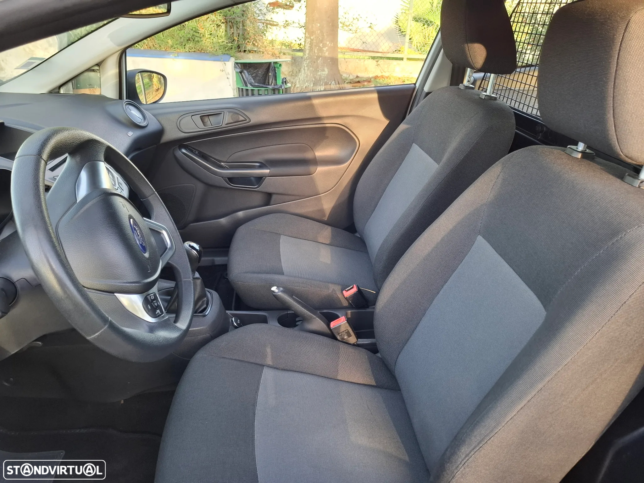 Ford FIESTA TDCI VAN - 4