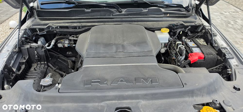 Dodge RAM - 4