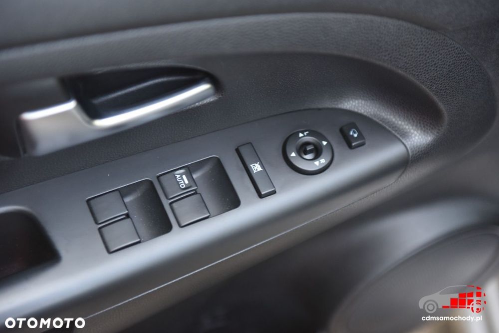 Kia Venga - 16