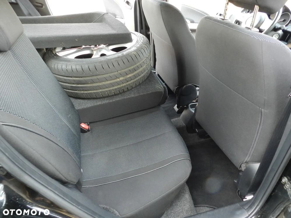 Mazda 2 - 12