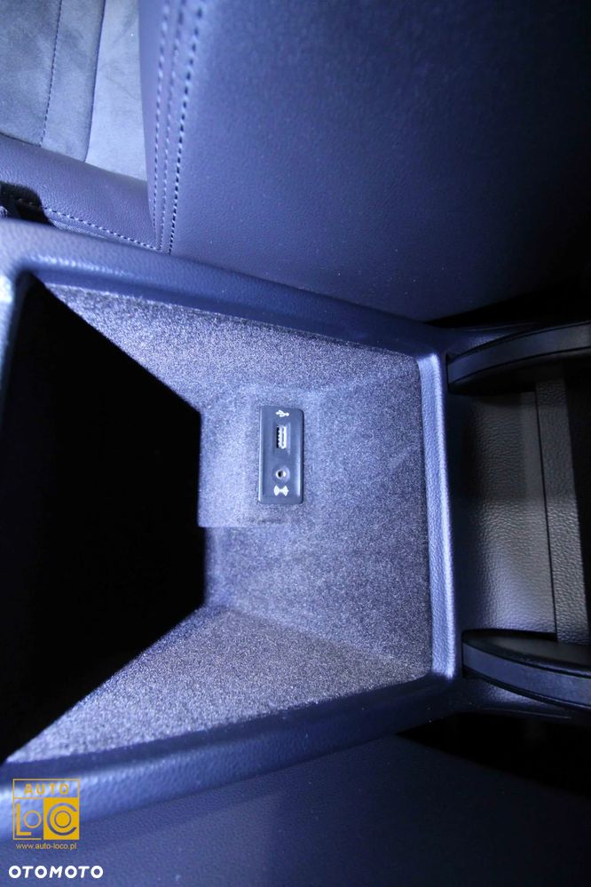 Volkswagen Passat 2.0 TDI BMT Highline DSG - 36