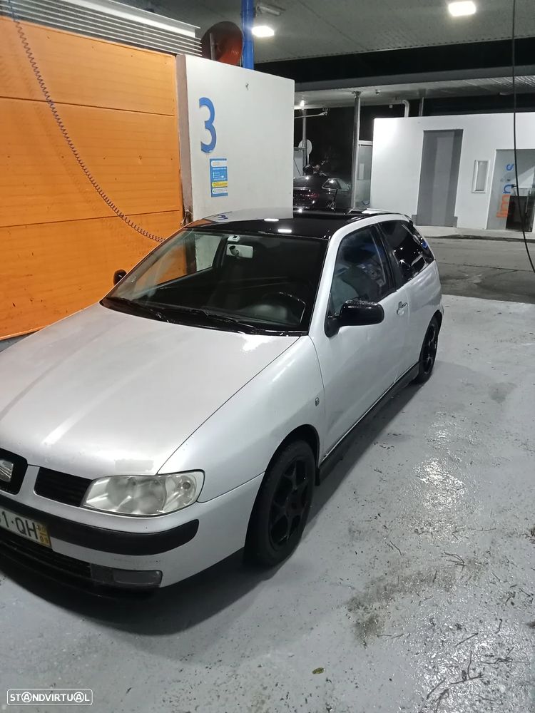 SEAT Ibiza 1.6 Sport - 2