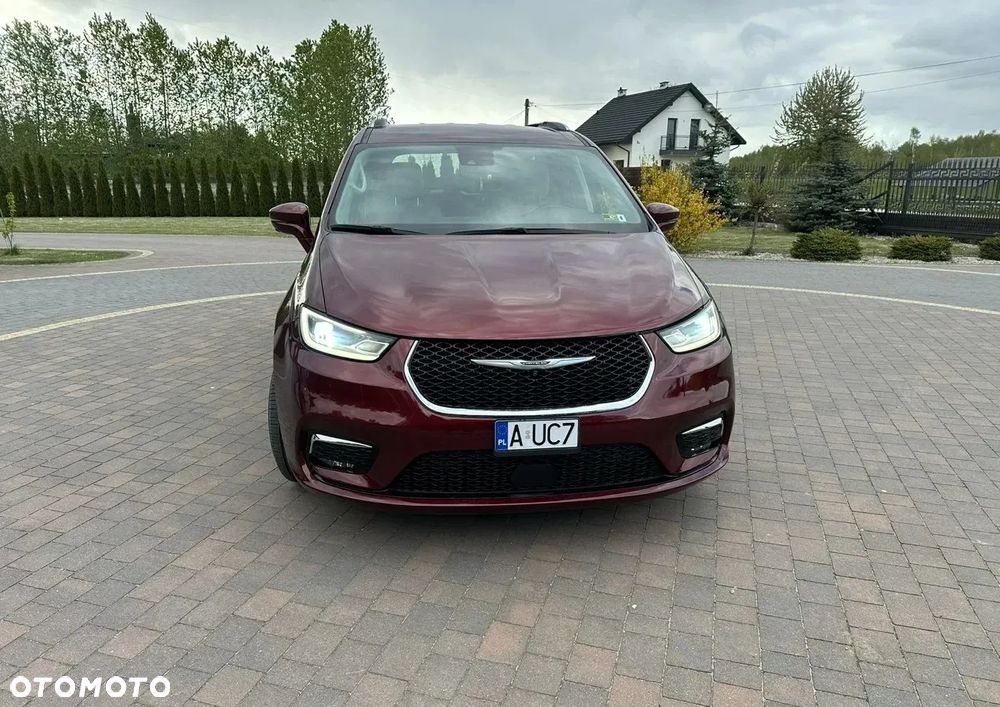 Chrysler Pacifica - 14
