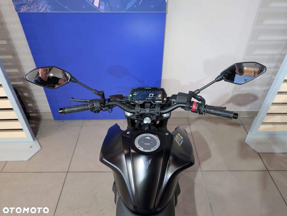 Yamaha MT - 7