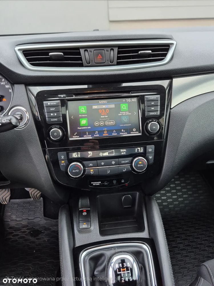 Nissan Qashqai 1.3 DIG-T N-CONNECTA - 14