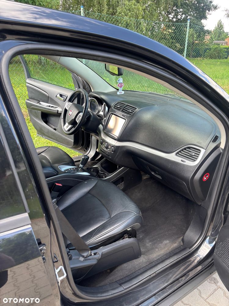 Fiat Freemont 2.0 Multijet 16V DPF Automatik Allrad Lounge - 16