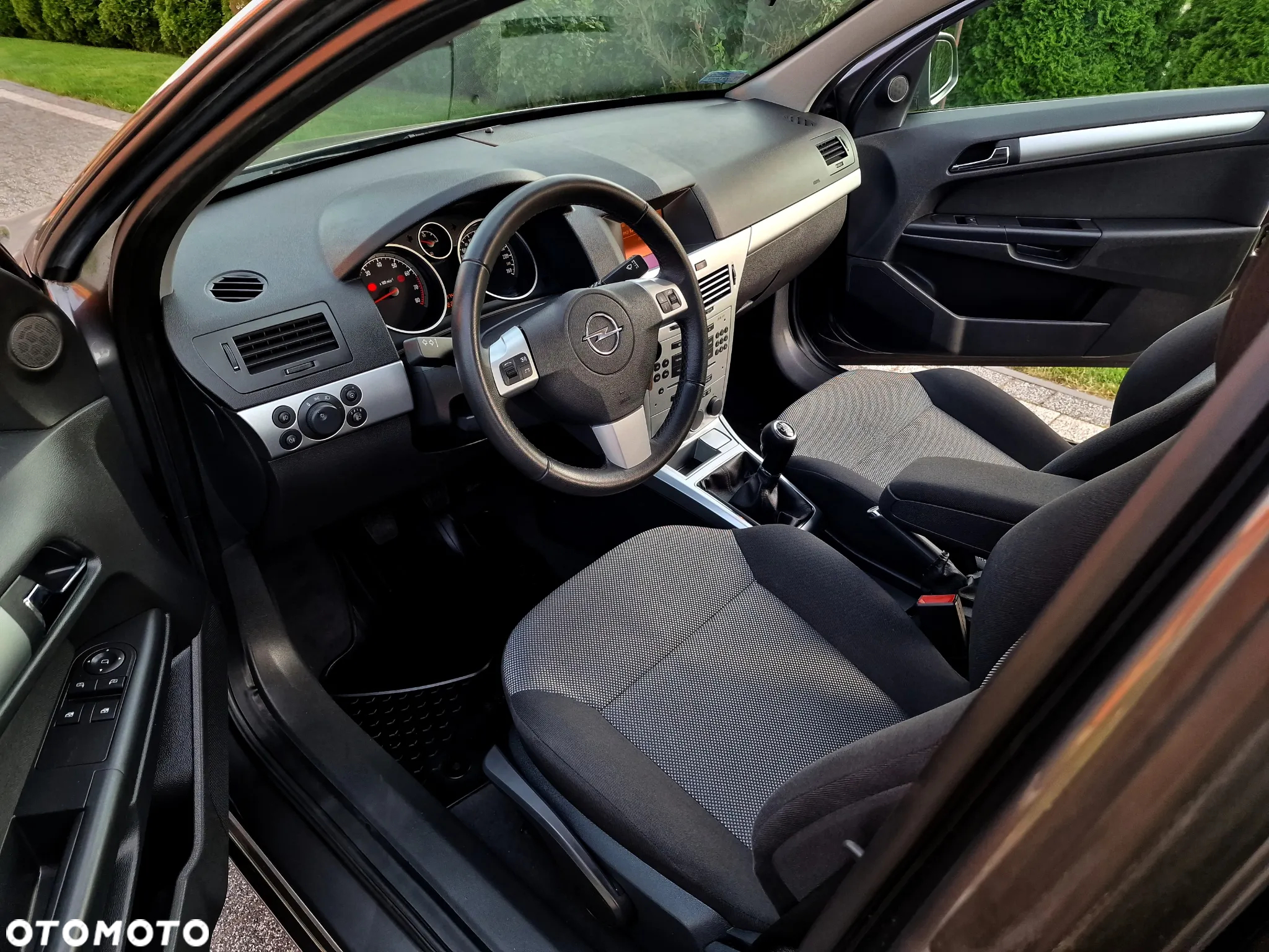 Opel Astra III 1.6 Enjoy - 18