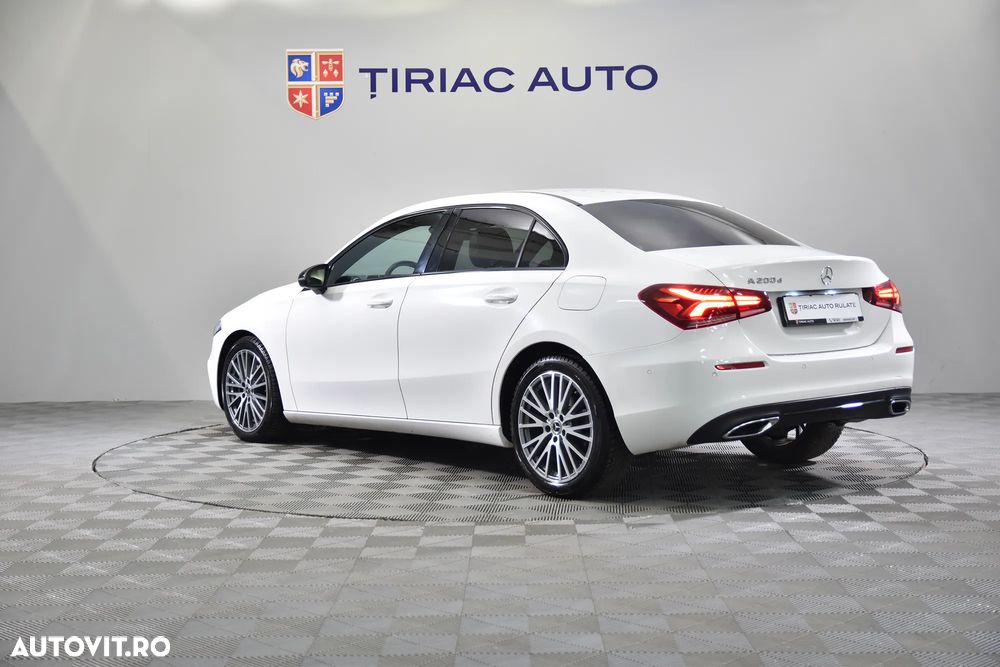 Mercedes-Benz A 200 d Sedan Aut. - 4