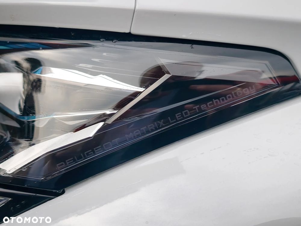 Peugeot 408 1.2 PureTech mHEV GT S&S e-DSC6 - 31