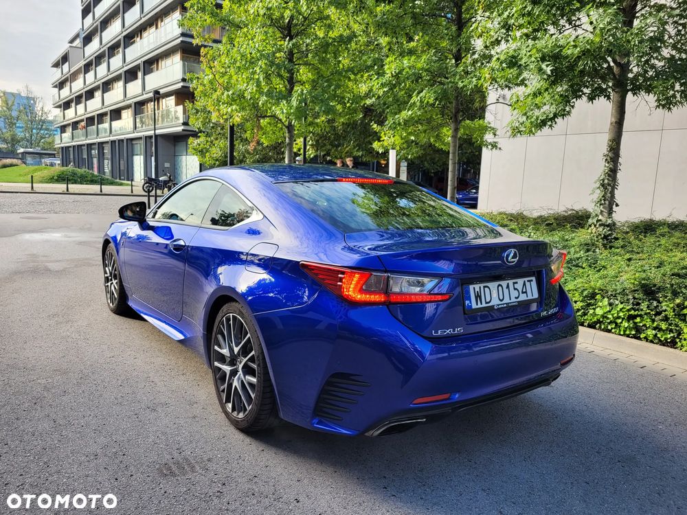 Lexus RC 200t / 300 F Sport - 11