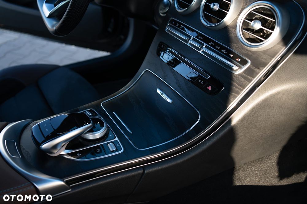 Mercedes-Benz Klasa C 200 7G-TRONIC Edition 1 - 12