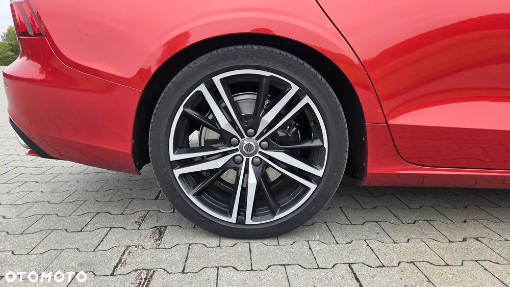 Volvo S60 T5 AWD R-Design - 13