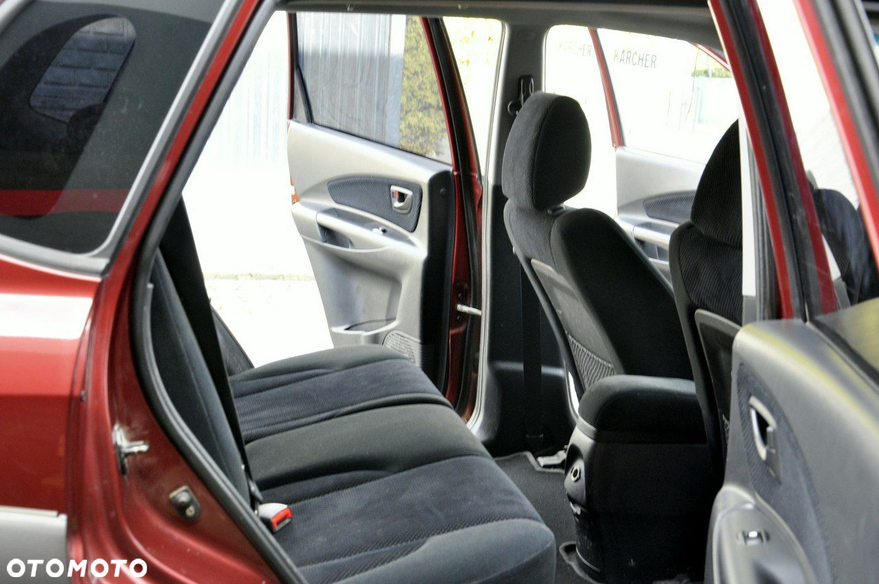 Hyundai Tucson 2.0 2WD GLS - 33