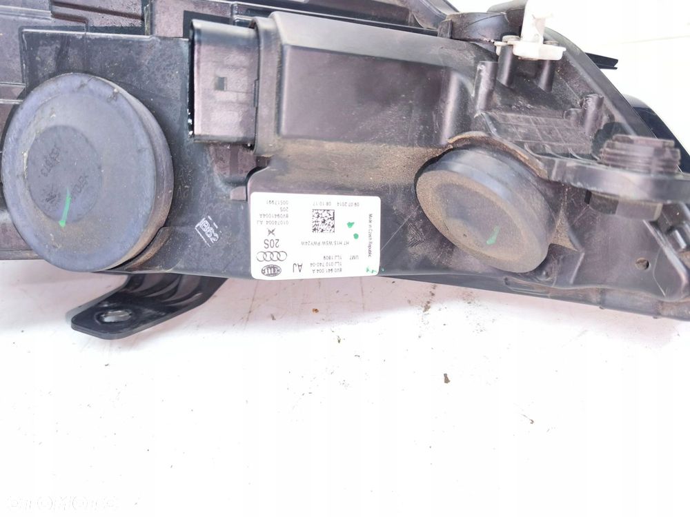 REFLEKTOR LAMPA PRZEDNIA PRAWY PRZÓD AUDI A3 8V 8V0941004A UK *1* - 2