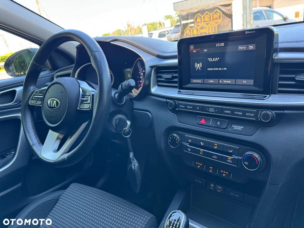 Kia Ceed - 26