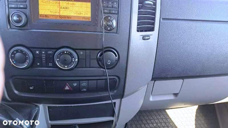 Volkswagen CRAFTER - 11