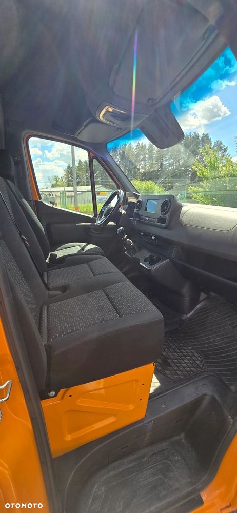 Mercedes-Benz SPRINTER - 12