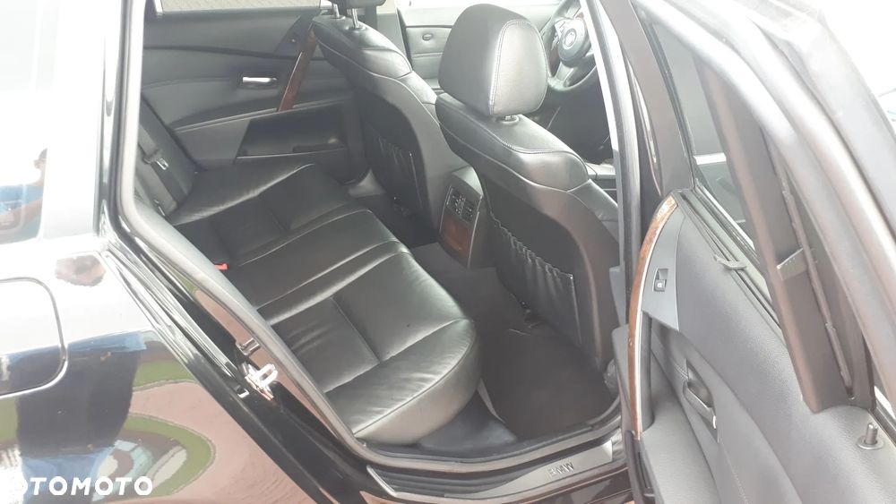 BMW Seria 5 - 16