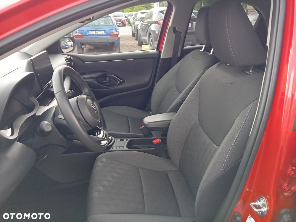 Toyota Yaris - 16