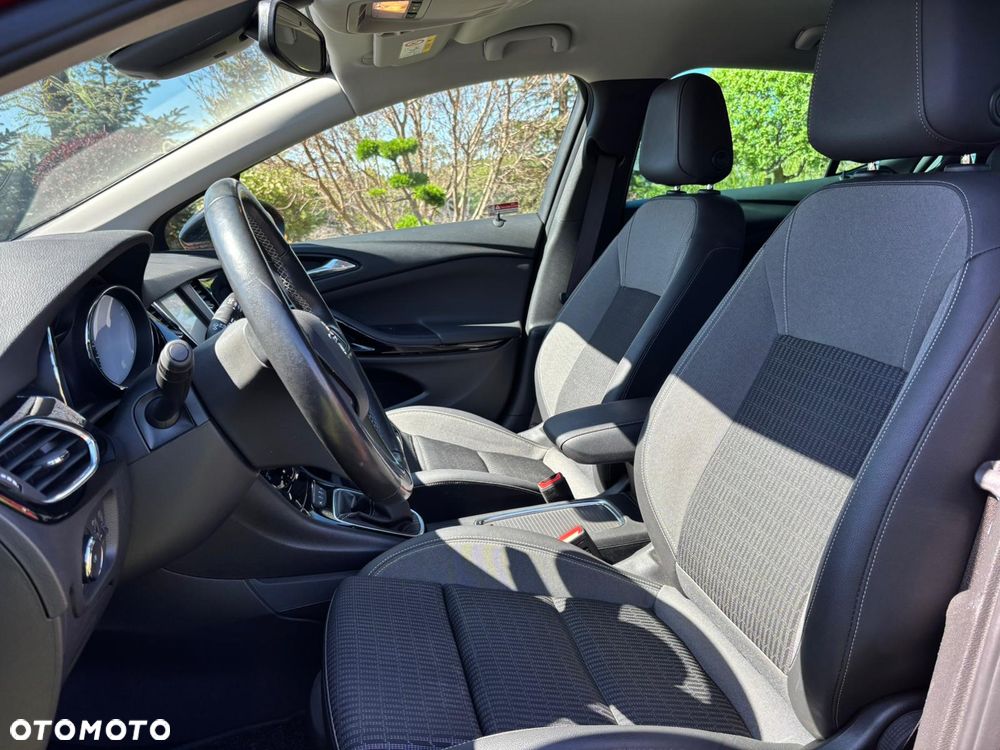 Opel Astra - 9