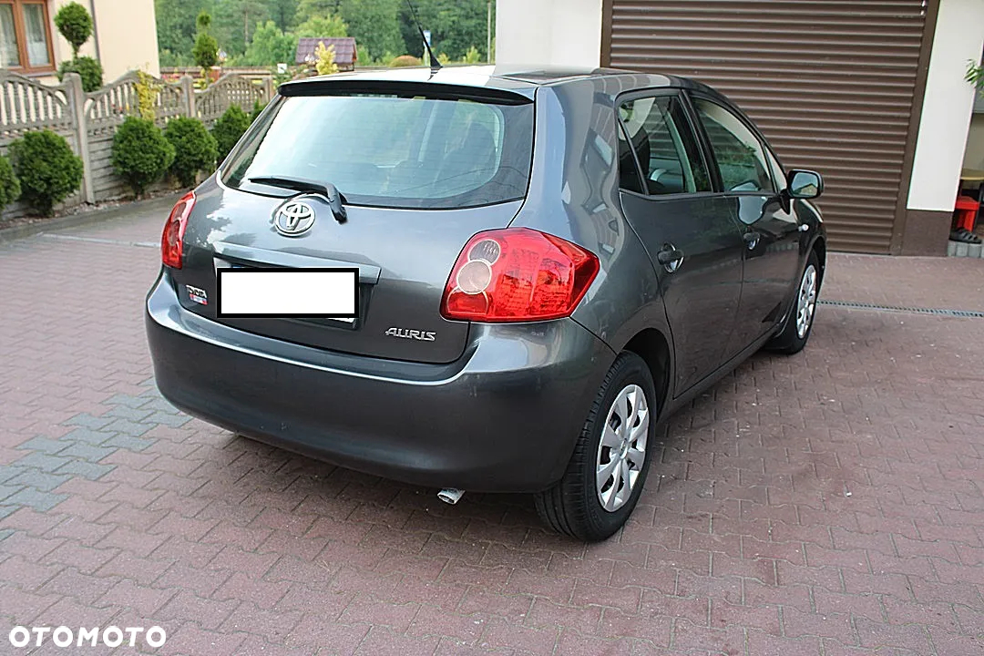 Toyota Auris 1.4 VVT-i Luna - 4