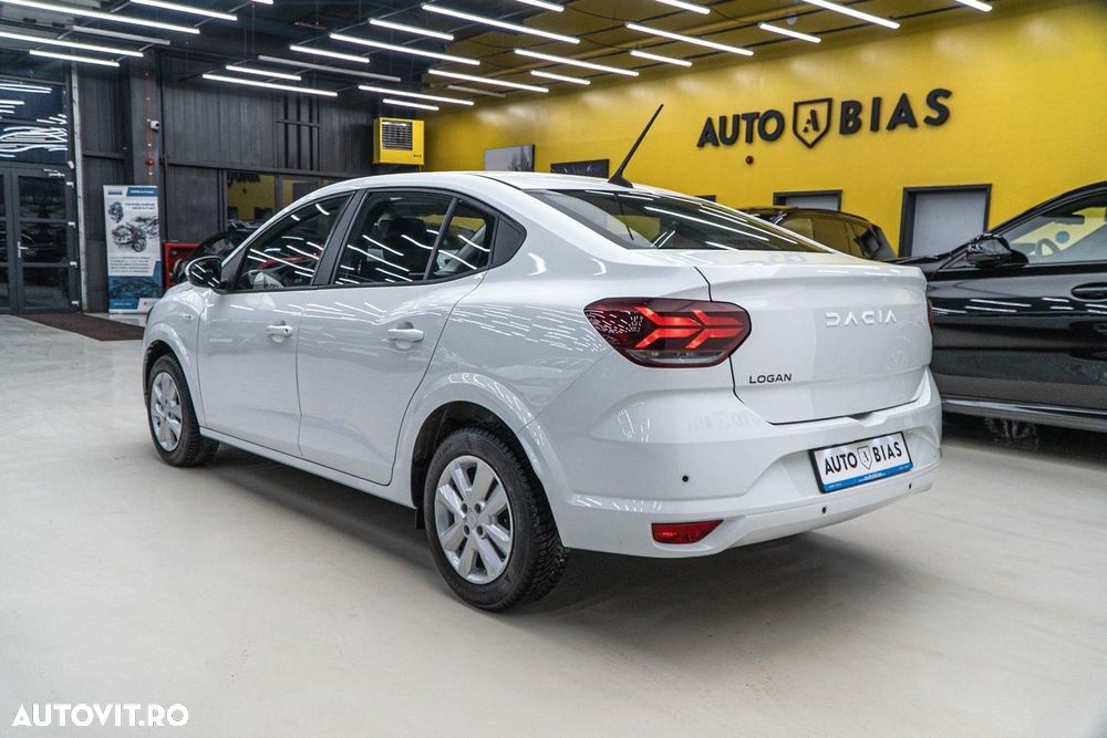 Dacia Logan TCe 90 MT6 Prestige - 5