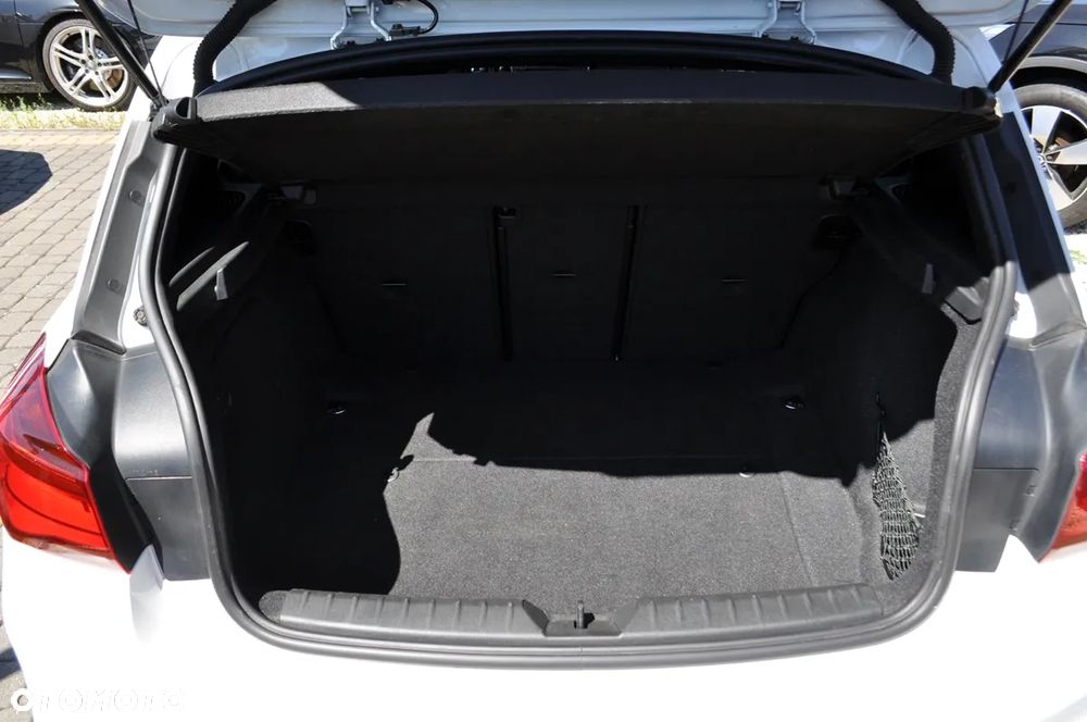 BMW Seria 1 - 35
