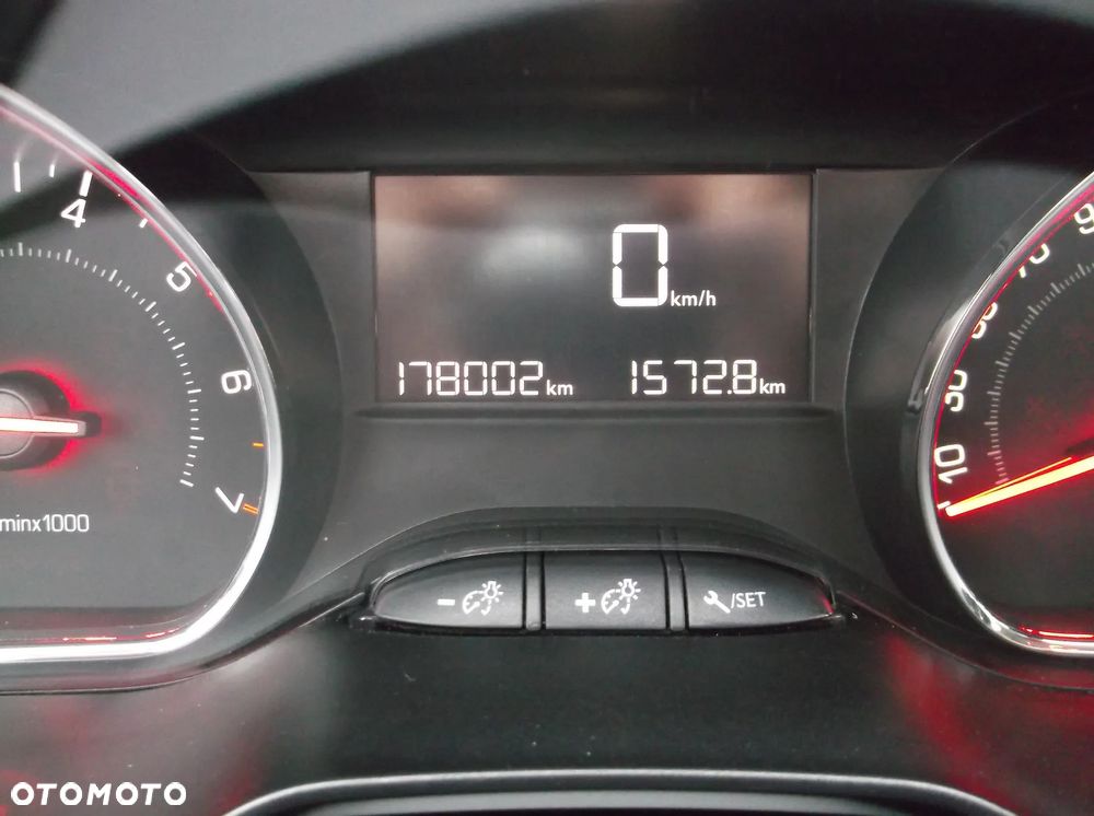 Peugeot 208 1.2 VTi Active Pack - 19